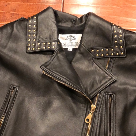 Faux leather jacket with gold details - Picture 4 of 6